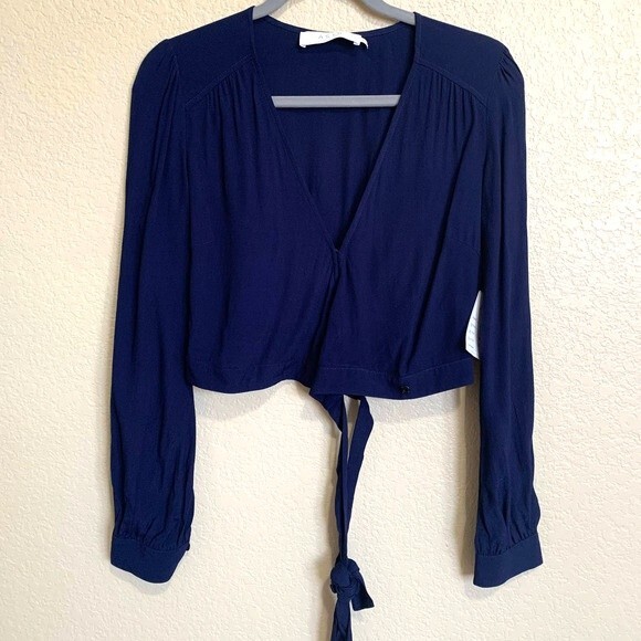 ASTR the Label top women navy wrap self tie crop top size S - Picture 1 of 8